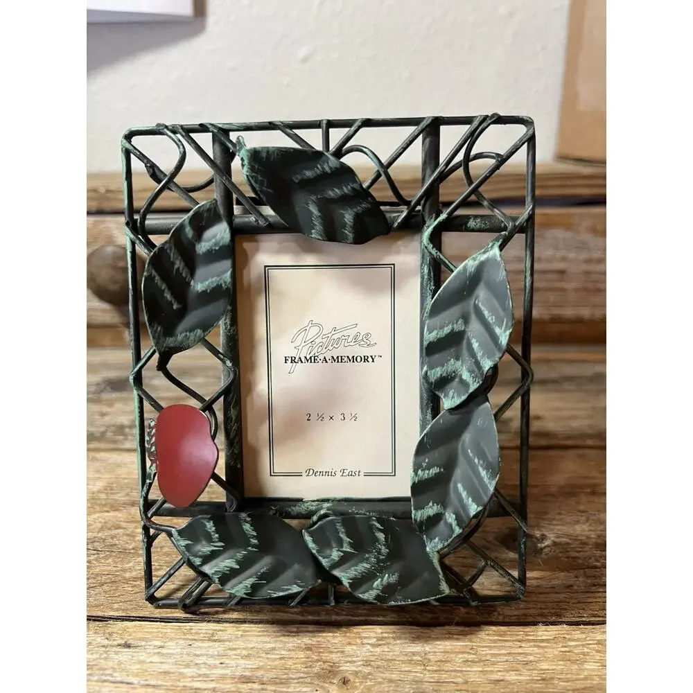 Dennis East Wire Photo Frame Red Apples Green Leaves Petite Frame 2.5”x3.5”